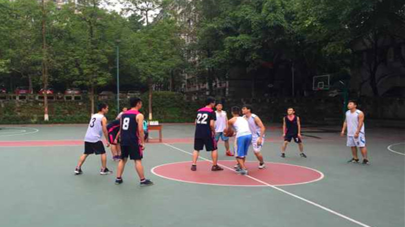 重庆大学继续教育学院第二届篮球赛半决赛赛况