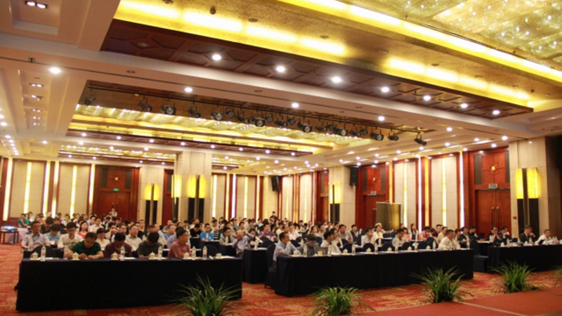 重庆大学成功举办第29届中国控制与决策学术会议