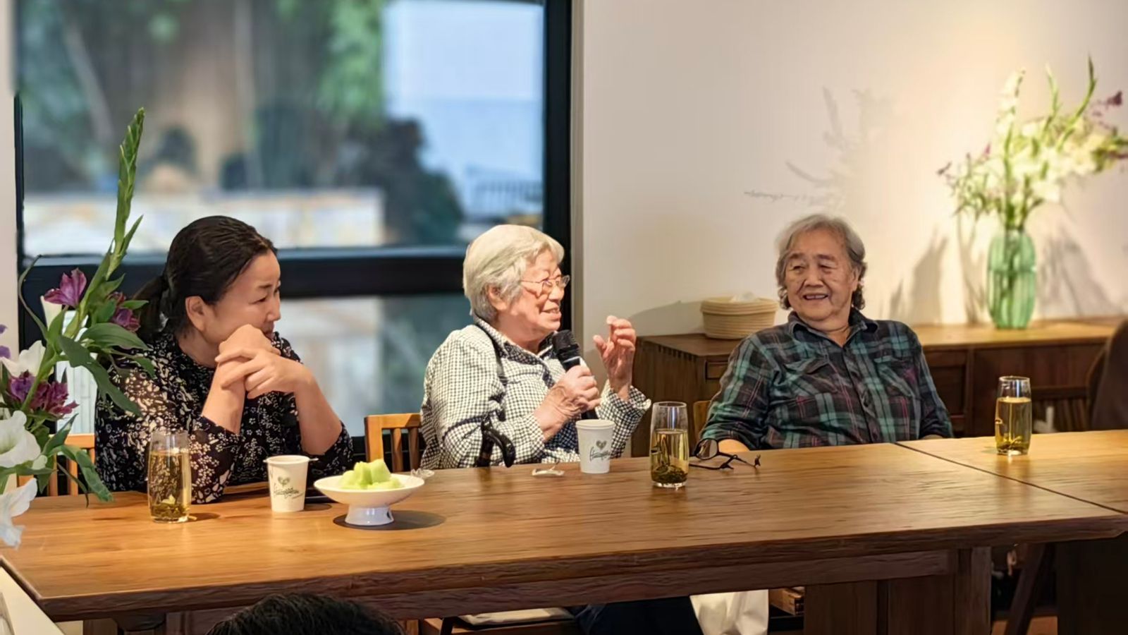 20261015九三学社北碚区委、重庆大学基层委员会联合举办重阳座谈联谊活动_副本.jpg