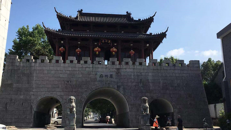 梅城古城.jpg