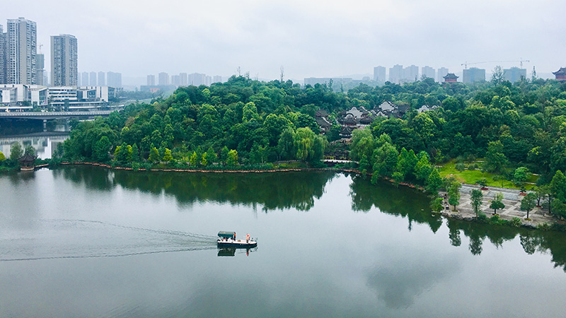 绣湖公园.jpg