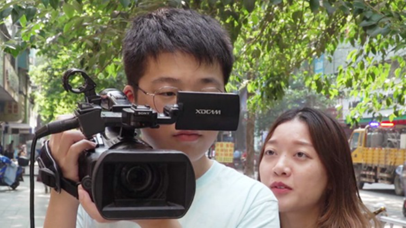 实习实训的同学_副本.png