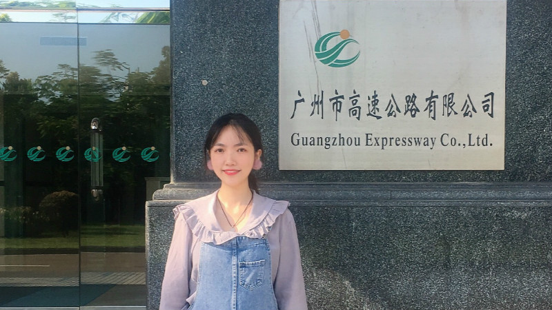 1.周巾琳个人照(800:450).jpg