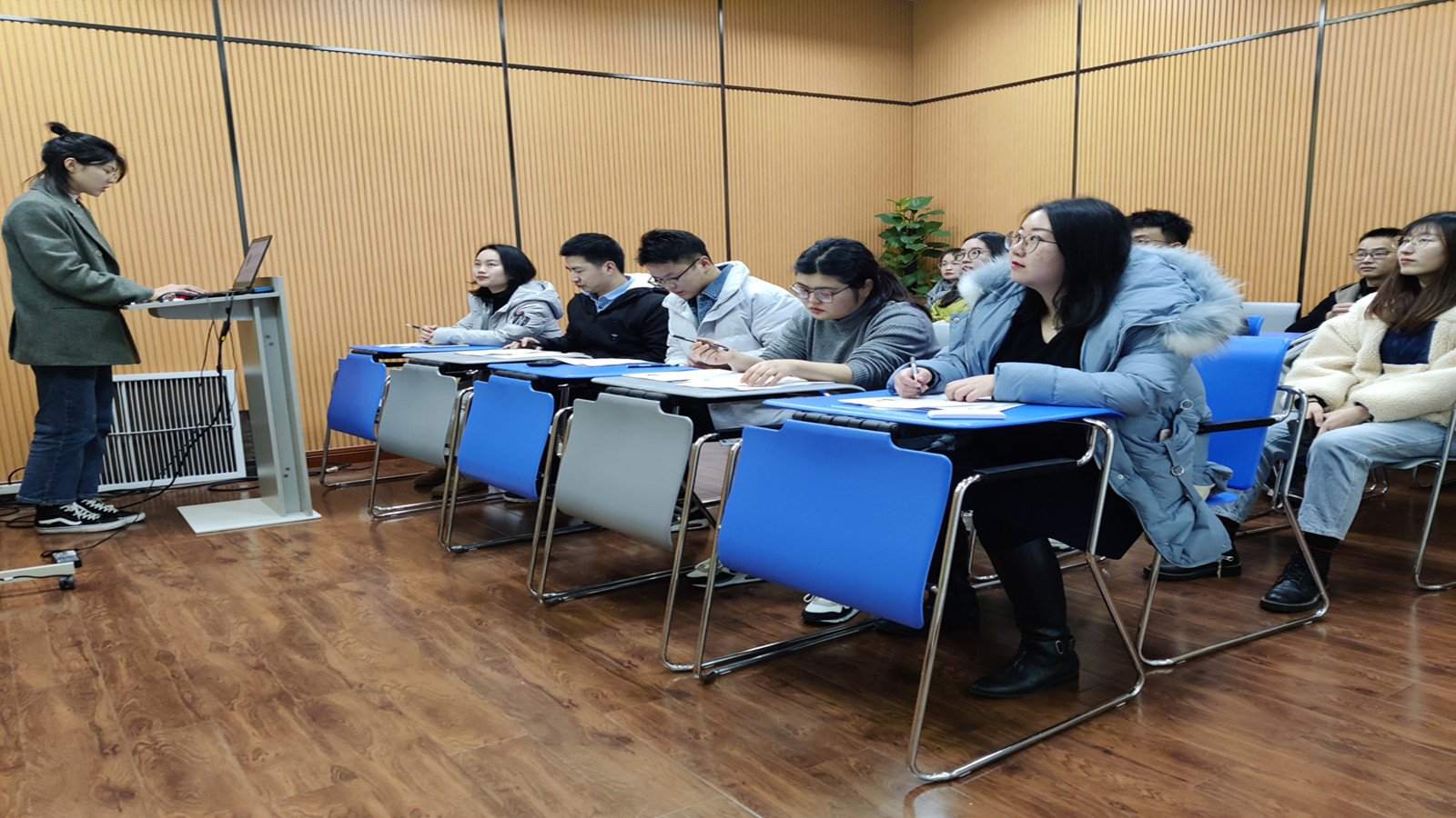 微信图片_20210105091557_副本.jpg