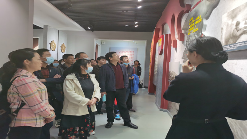 微信图片_20210409181352_副本.jpg