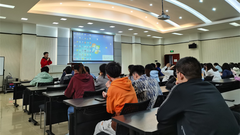 微信图片_20210412220219_编辑_副本.jpg