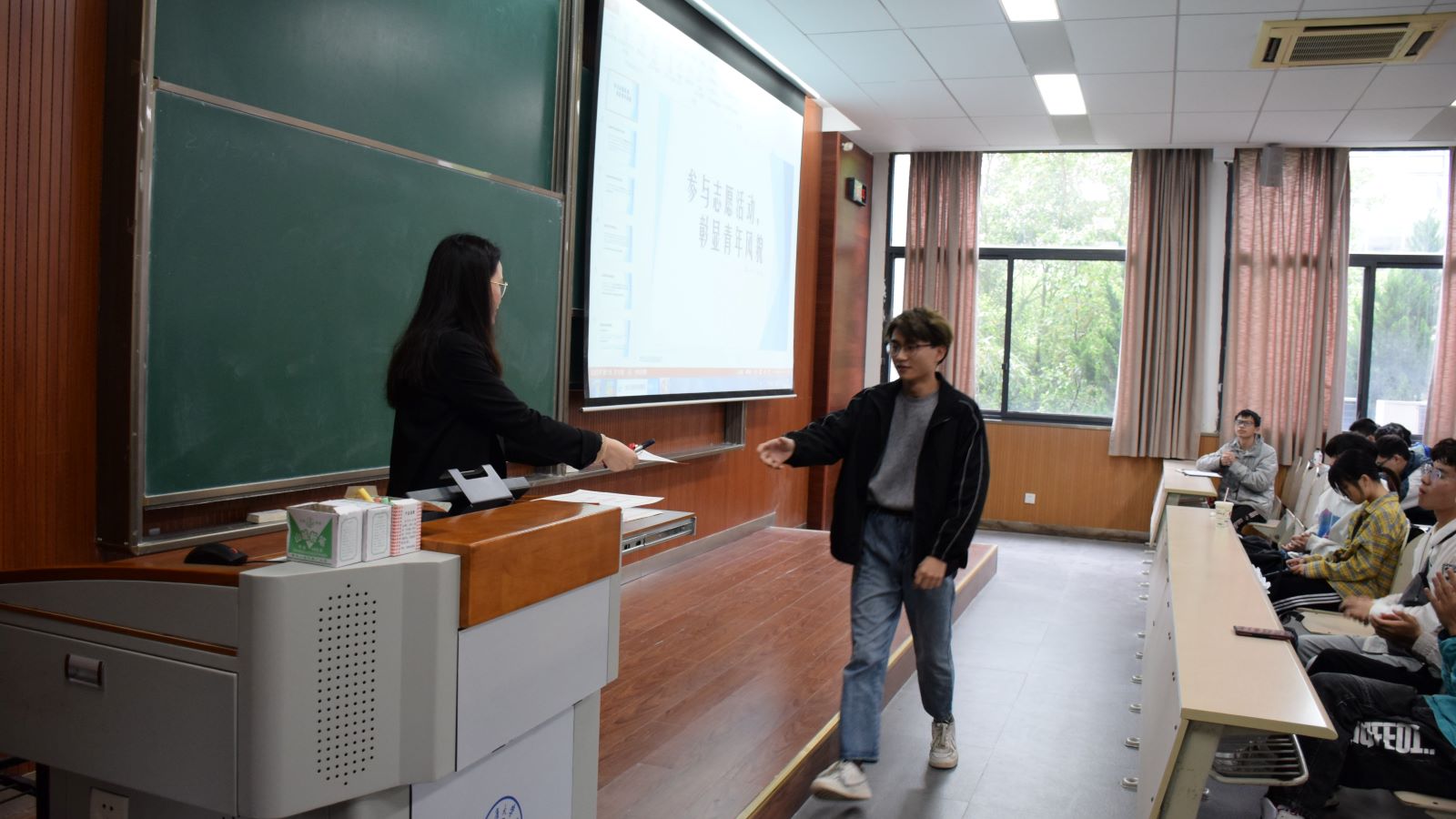陈经宝2021.4.15@——颁奖2.JPG