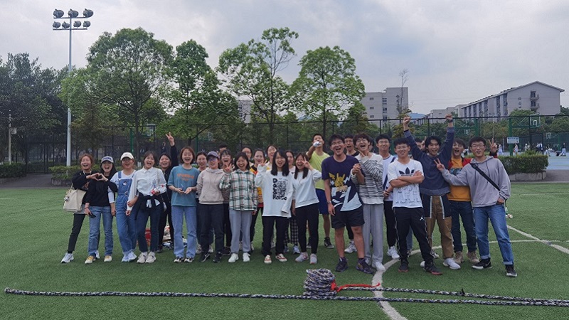 拔河3.jpg