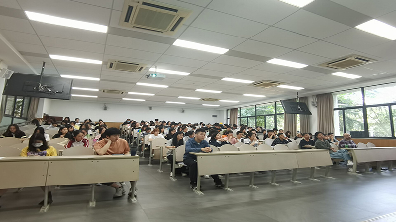 2020年级大会800 450.jpg