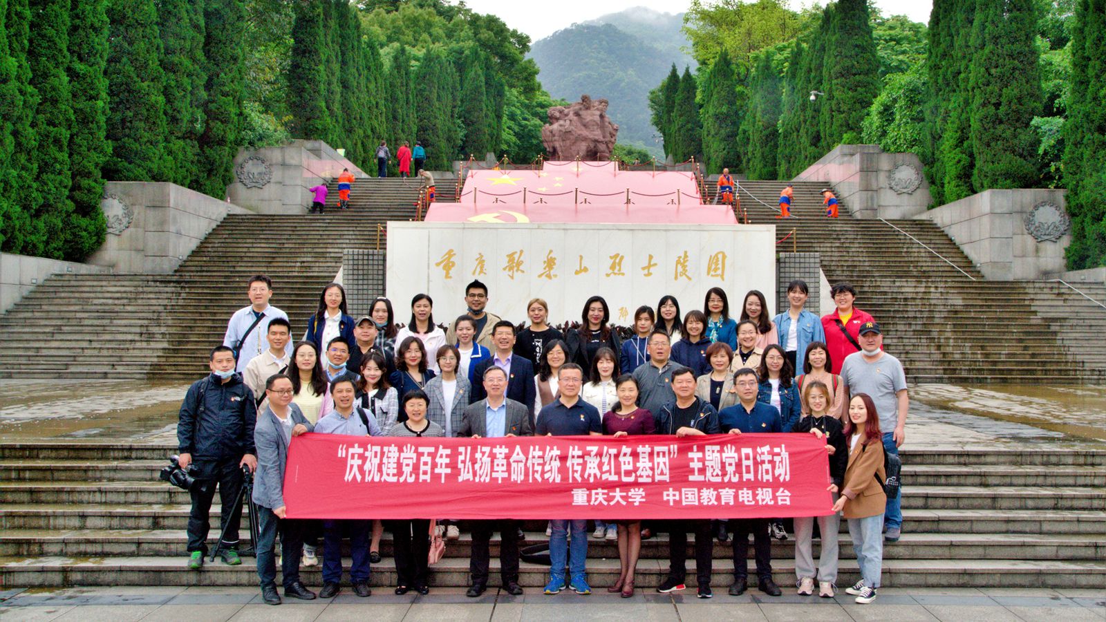 53dee2f3856f14436e76870fed7458b_副本.jpg