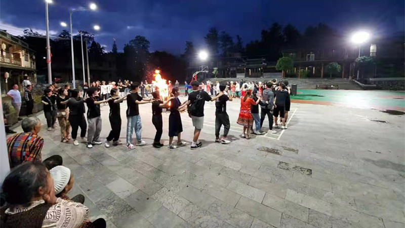 16日篝火晚会_副本.jpg