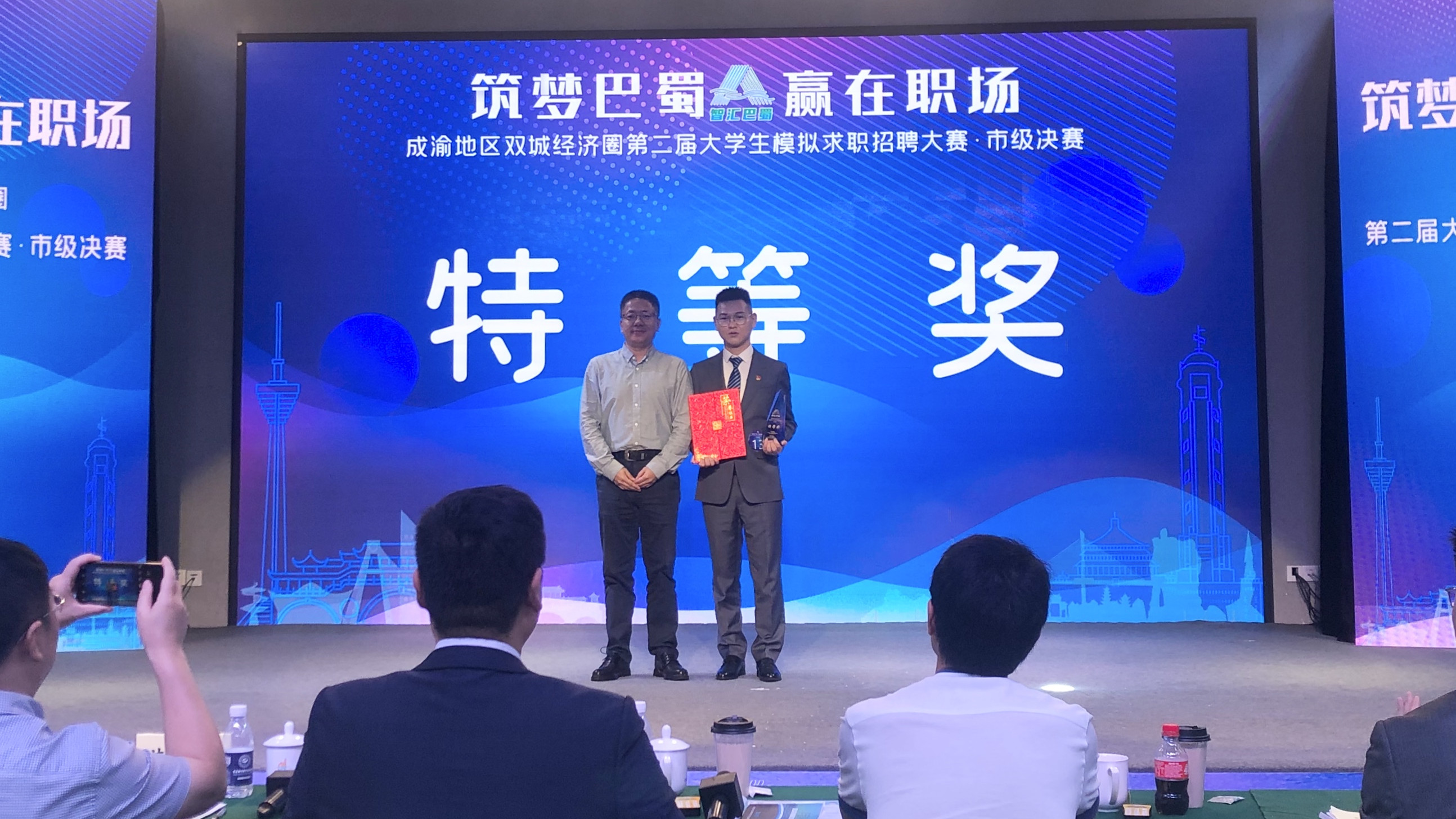 微信图片_20210609153506_副本.jpg