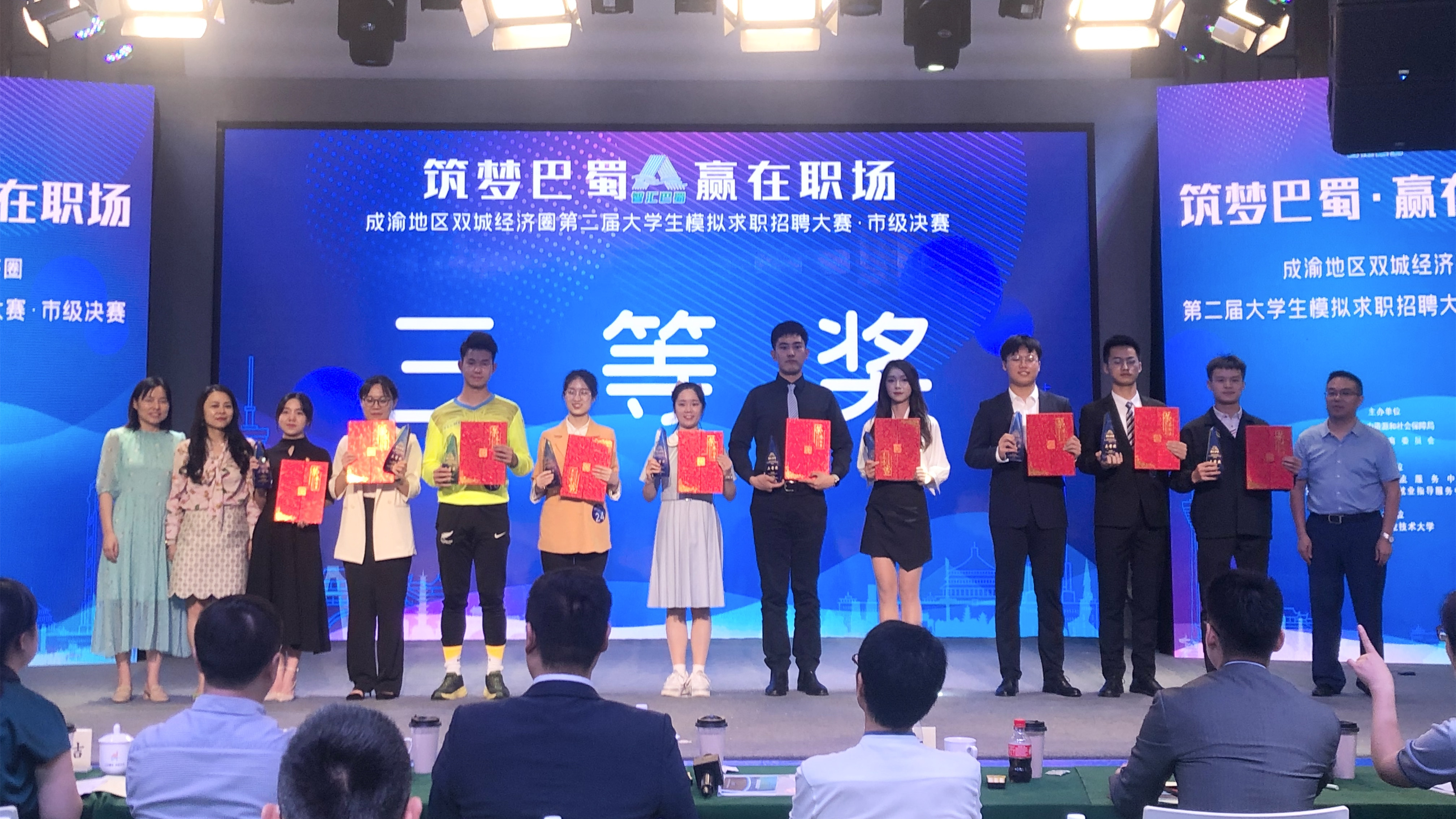 c1c0004e8bb41003f032743682f364c_副本.jpg