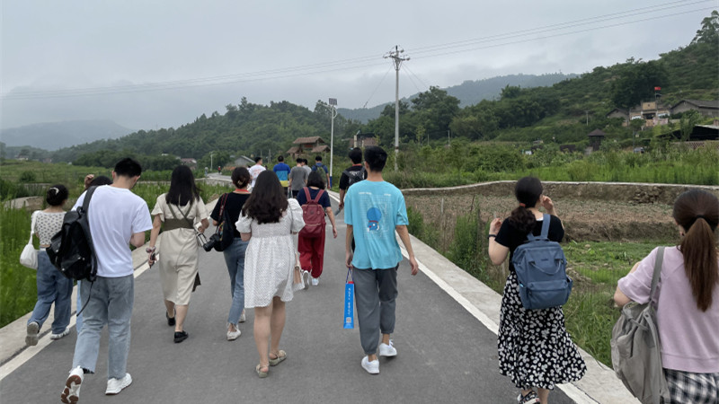 微信图片_20210621231150_编辑_副本.jpg