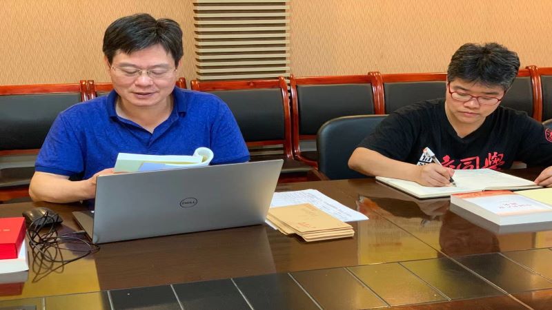 学史力行照片.jpg