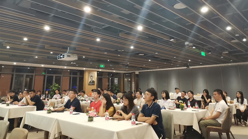 大数据与软件学院举办师生学术沙龙活动2.jpg