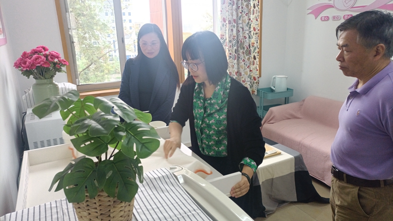 参观小屋_副本.jpg