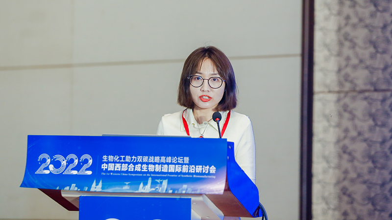 2.0 剪裁后-王丹3.jpg