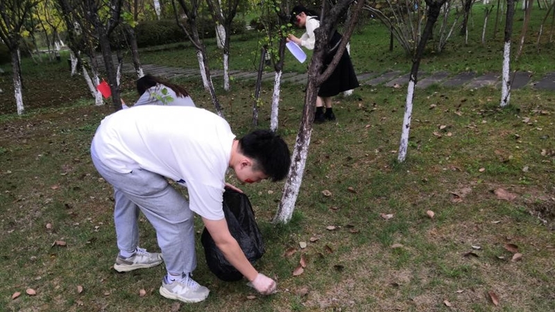 学院喜迎二十大研究生党团活动2.jpg