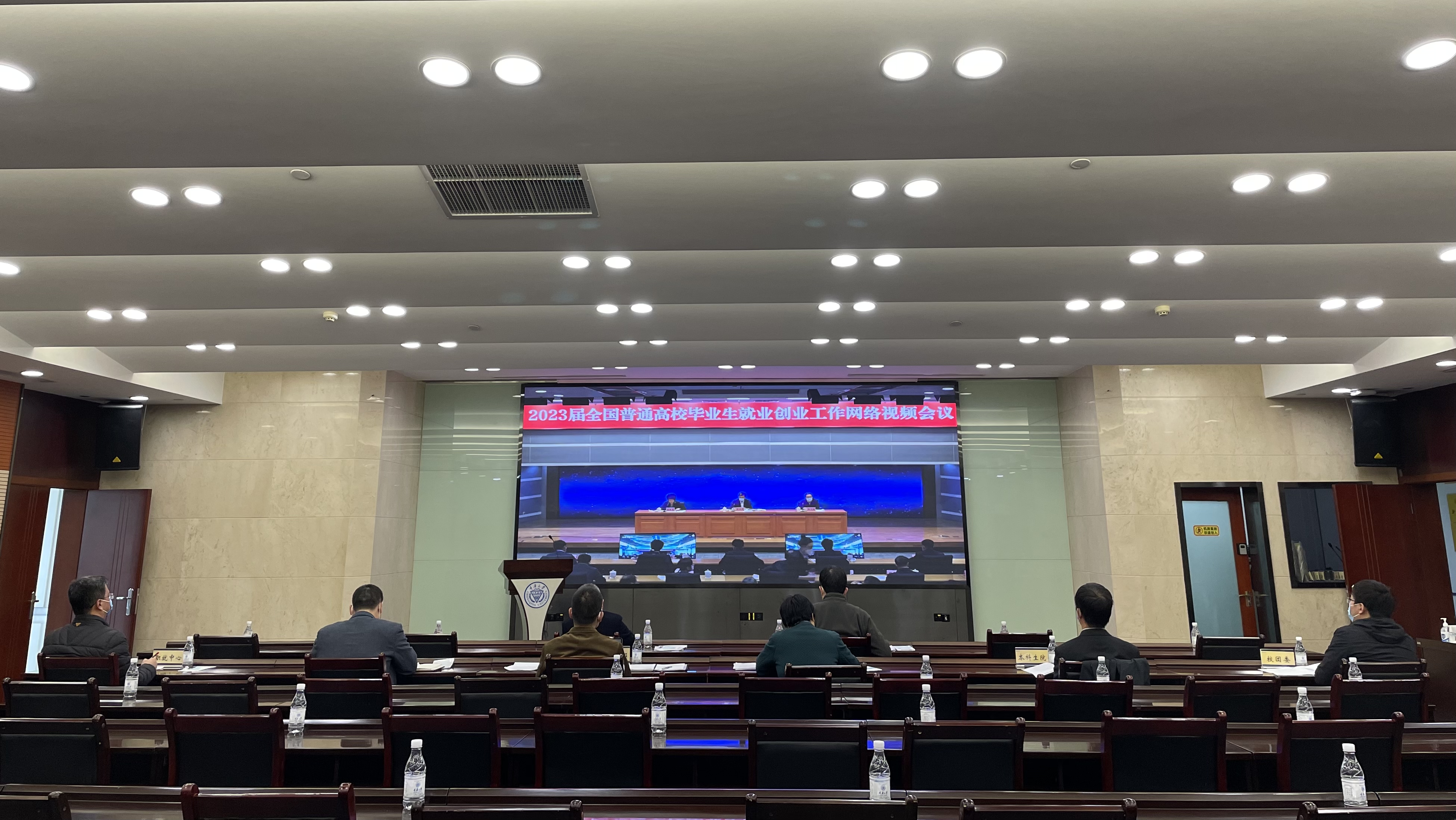 图1.jpg
