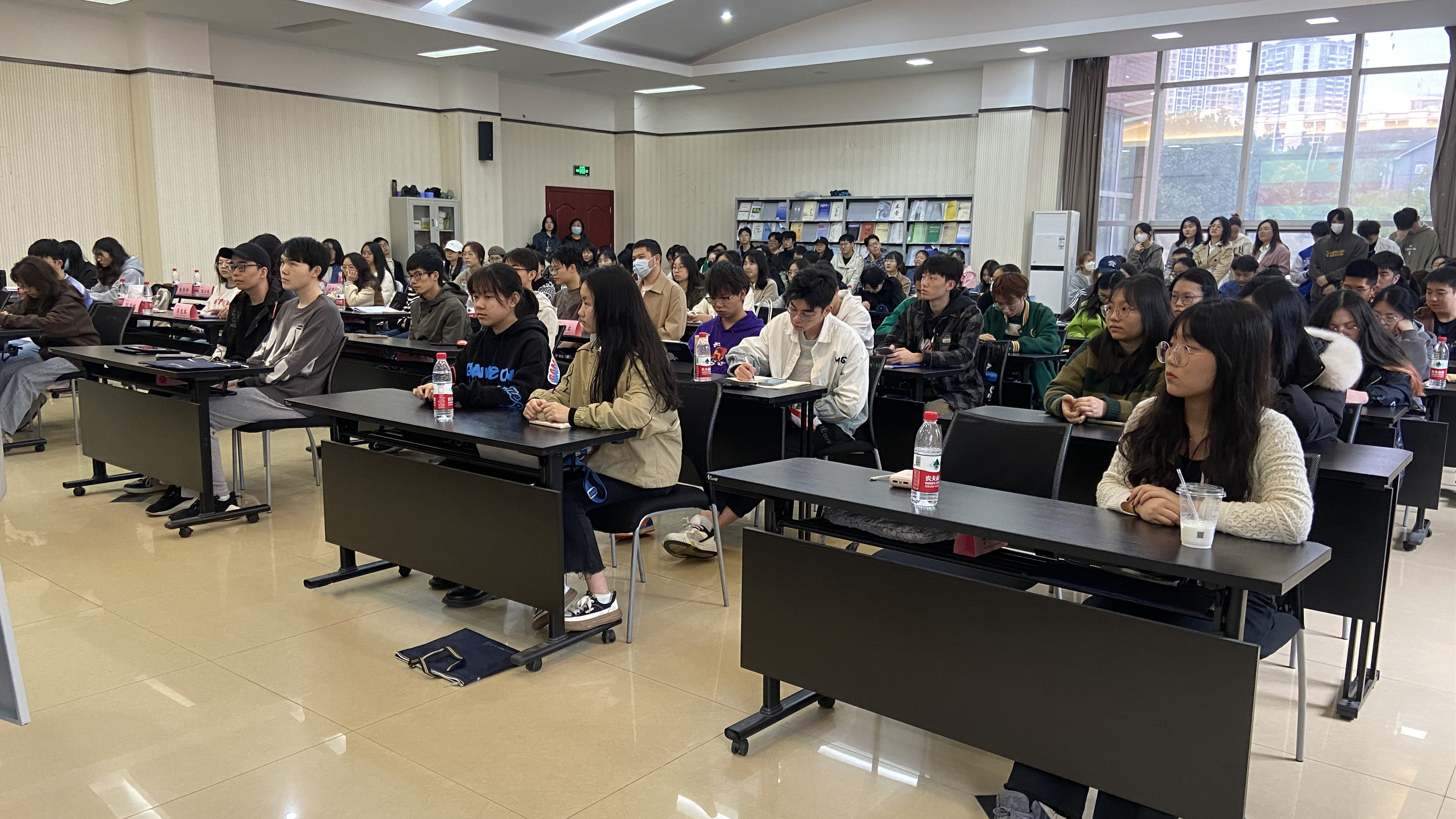 微信图片_20230316212321_副本.jpg