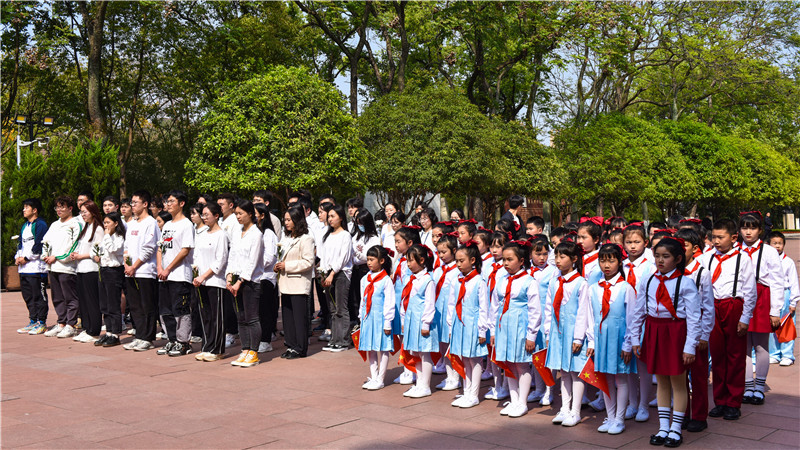 微信图片_20230404003019_副本.jpg