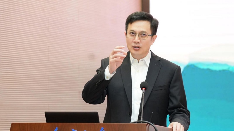5王时龙介绍新书.jpg