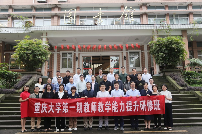 合照小图.jpg
