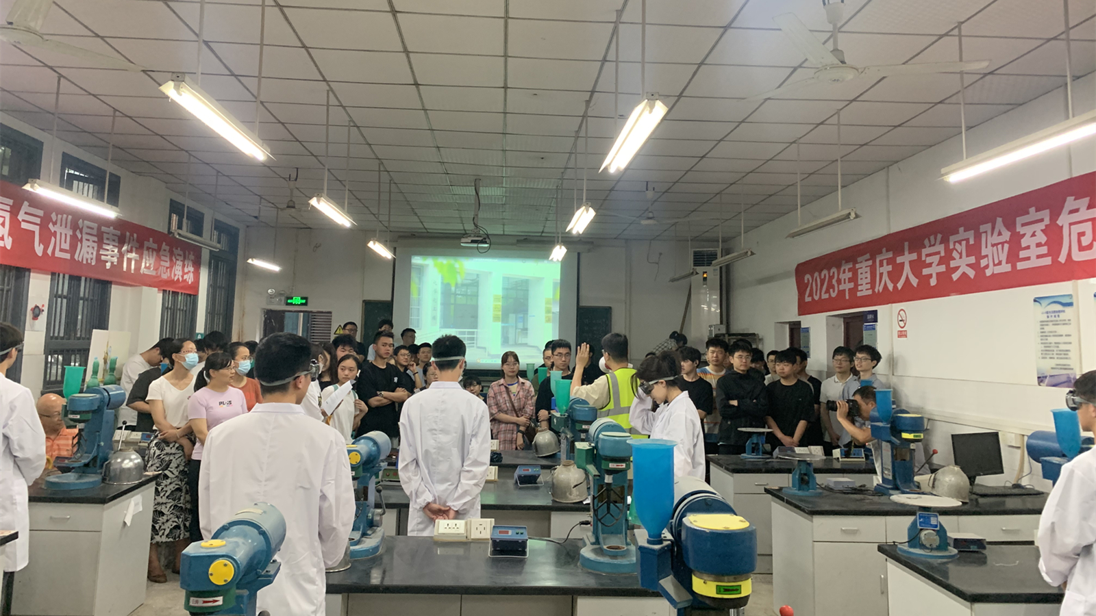 微信图片_20230605231559_副本.jpg