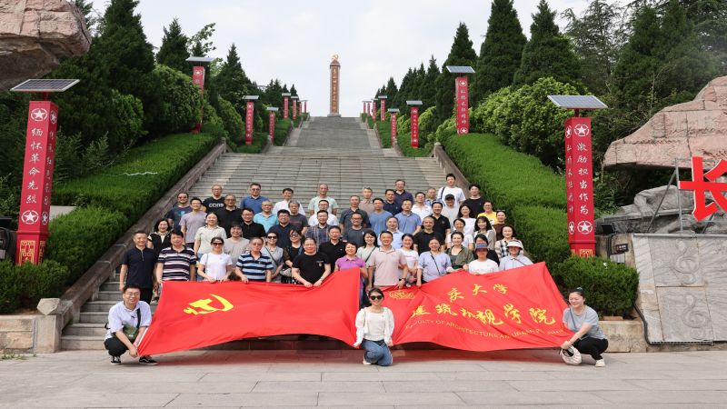 图片4青杠坡红军烈士陵园.jpg