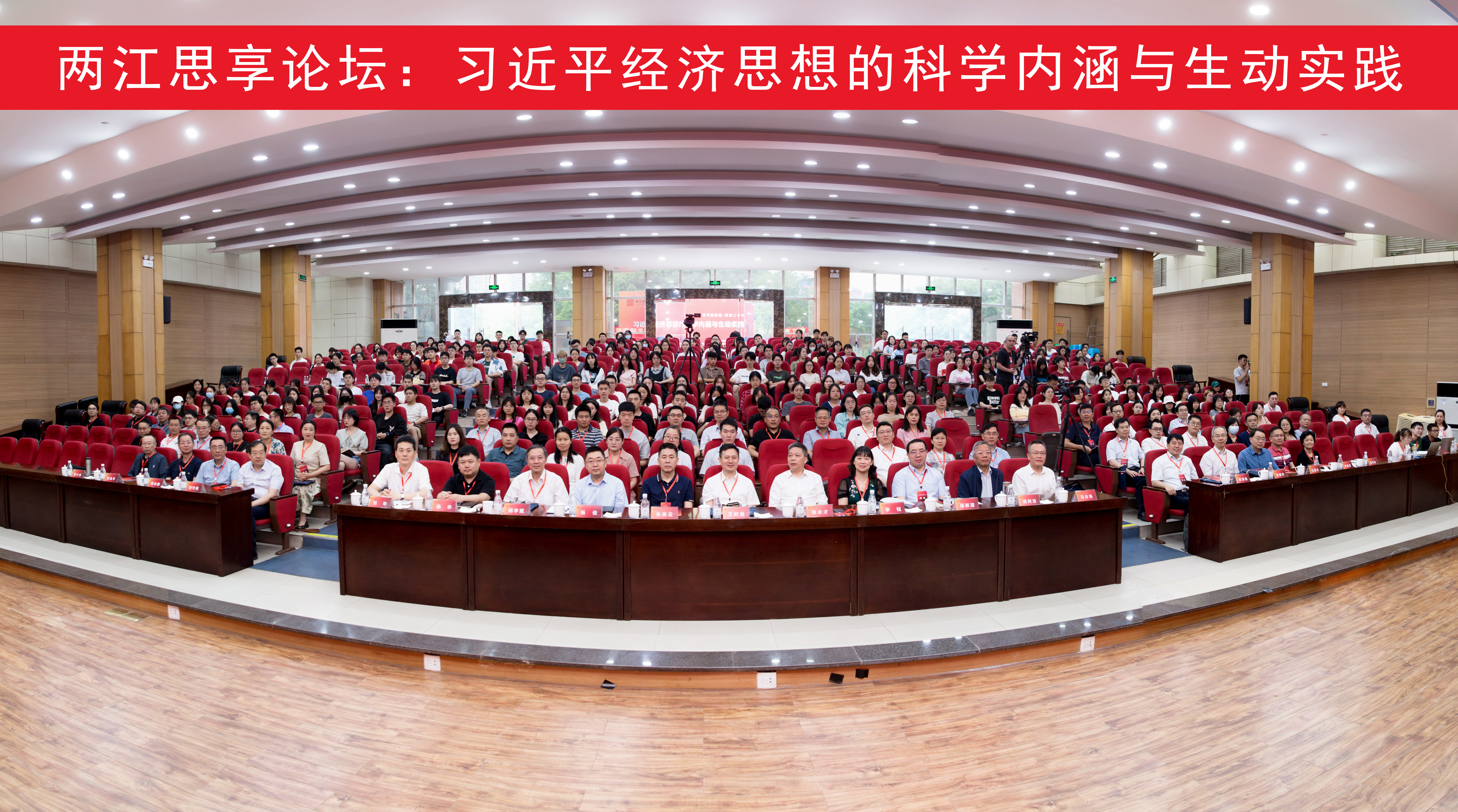 合影1.jpg