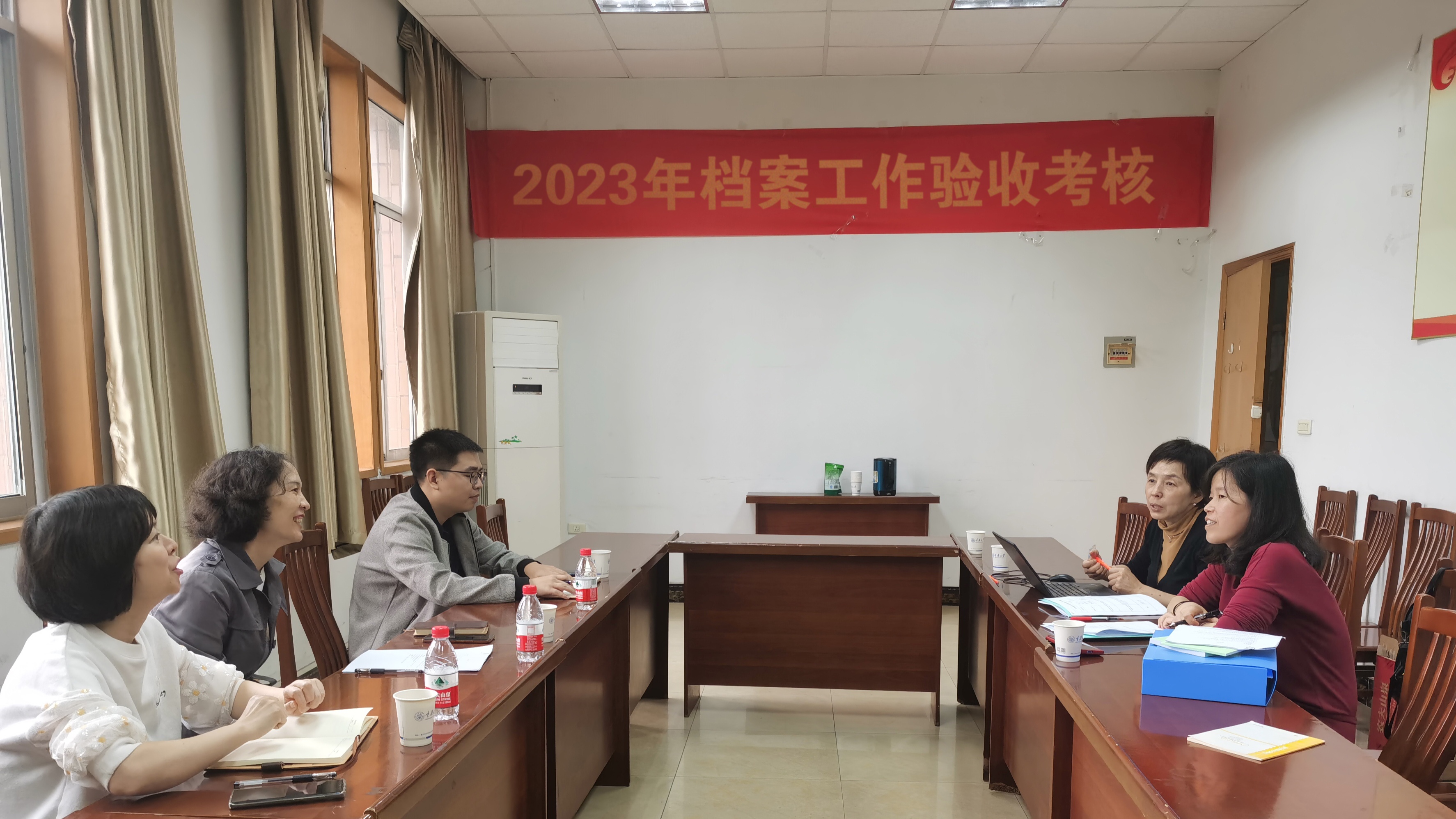 20231025行政楼档案验收考评.jpg
