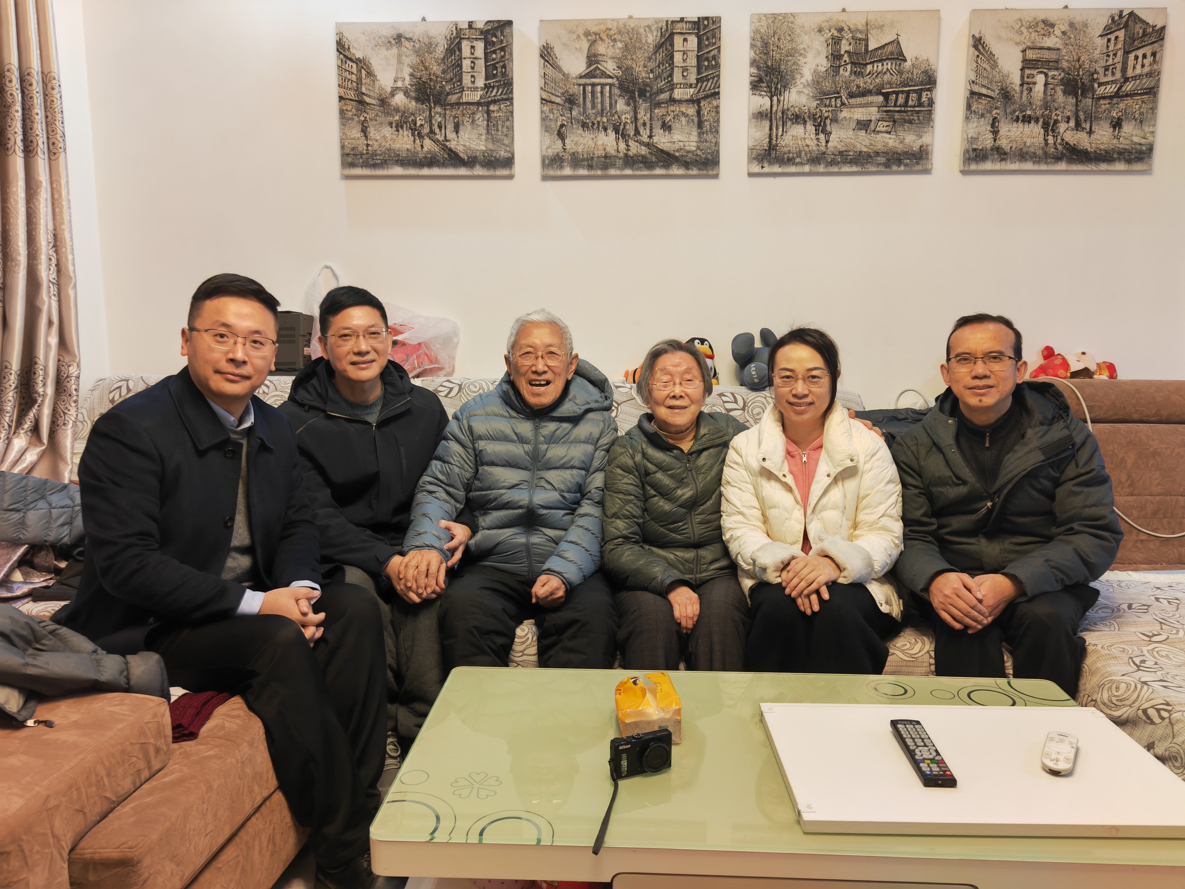 20240120 生物工程学院领导班子看望慰问退休老同志 -郑尔信.jpg