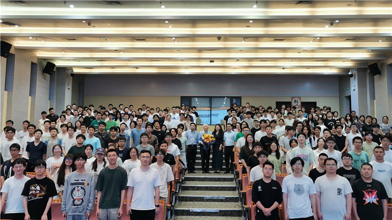 20240415-陈国良院士讲座新闻照片4.jpg