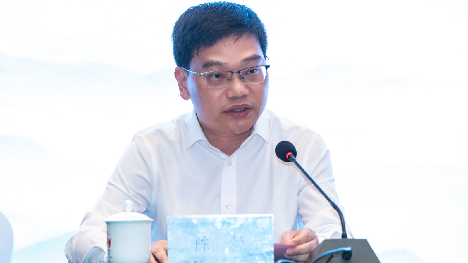 1714118022364169.jpg 陈劲.jpg