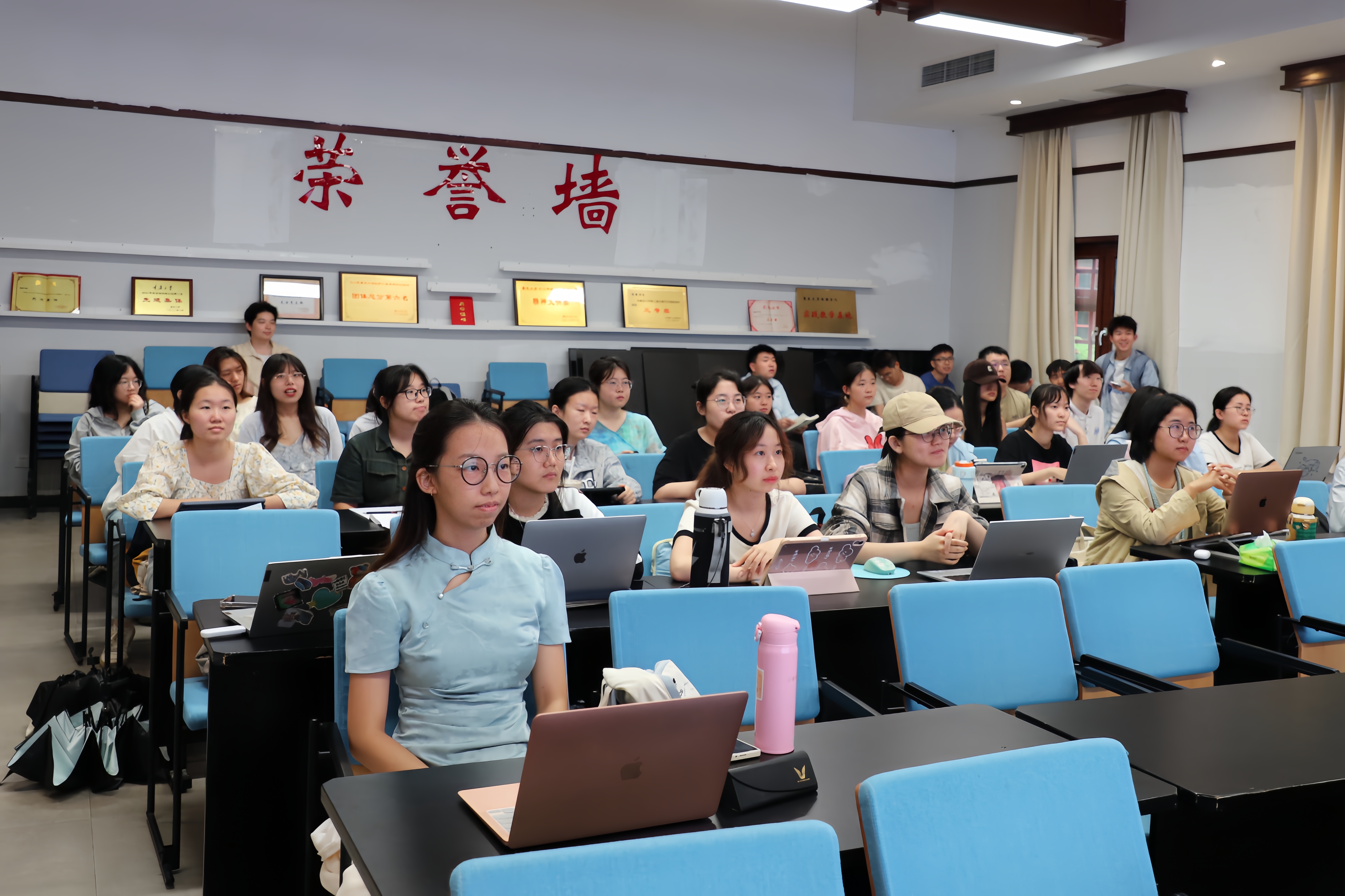 6，3封面.JPG