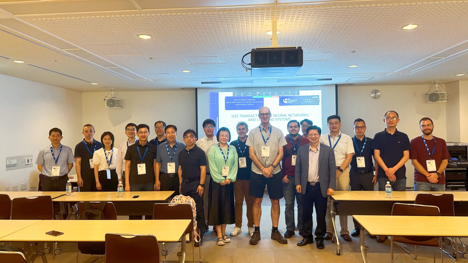 IEEE TNNLS合影.jpg