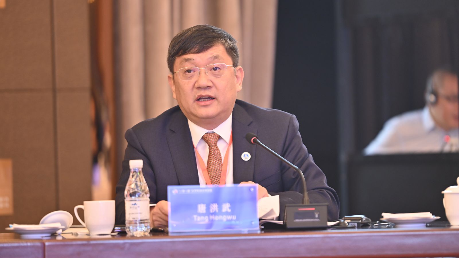 1728392147282717.jpg 10唐洪武_副本.jpg