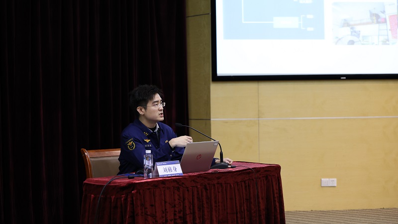 6C3A0909.jpg