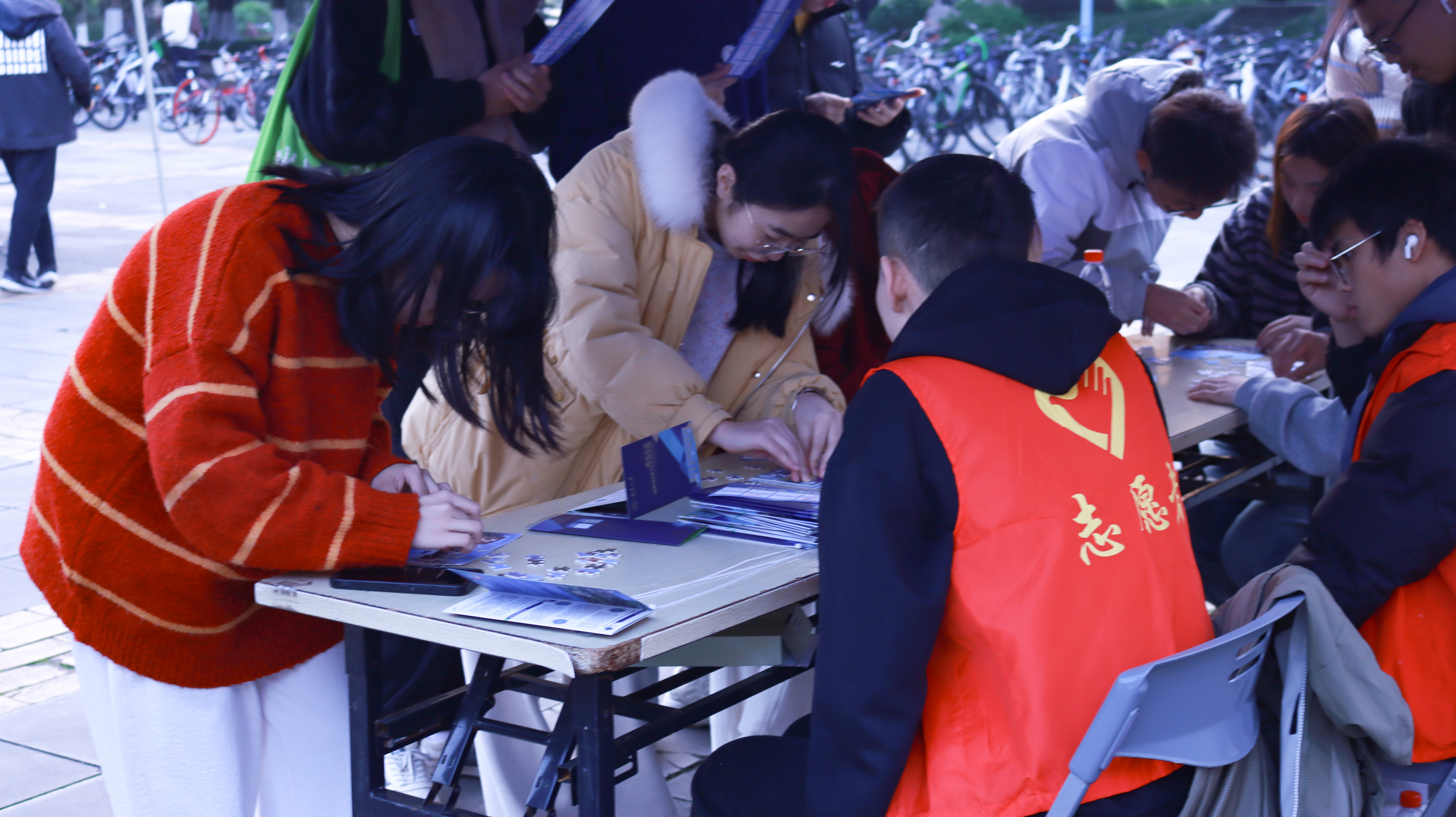 虎溪游园会.jpg