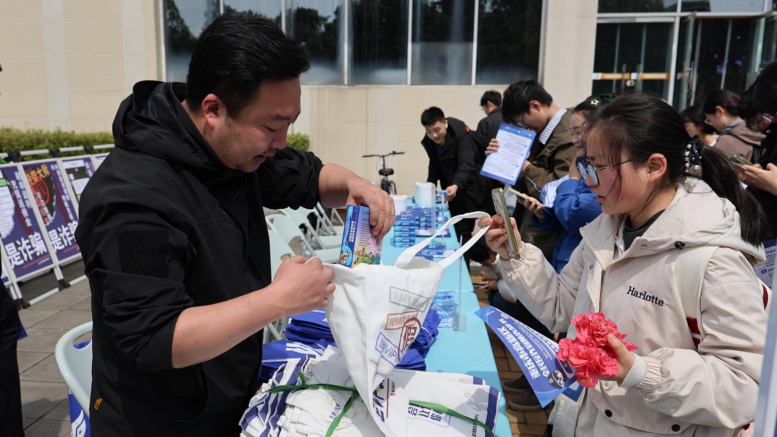 1600乘以900图二.jpg