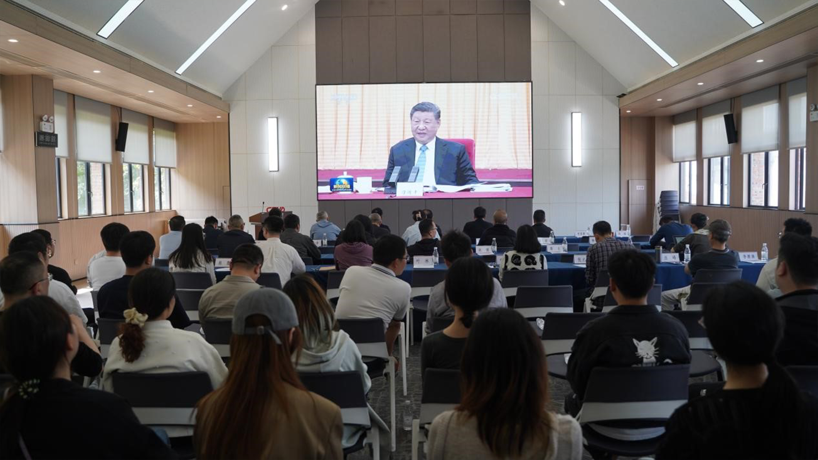 3.主题学习环节.png