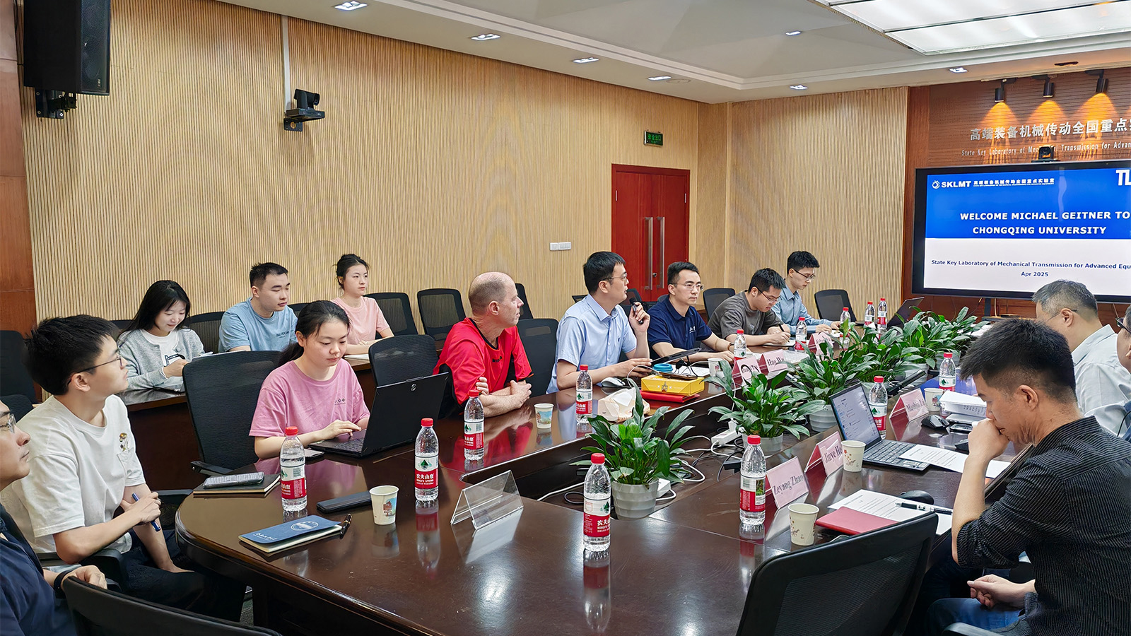 新闻网1.jpg