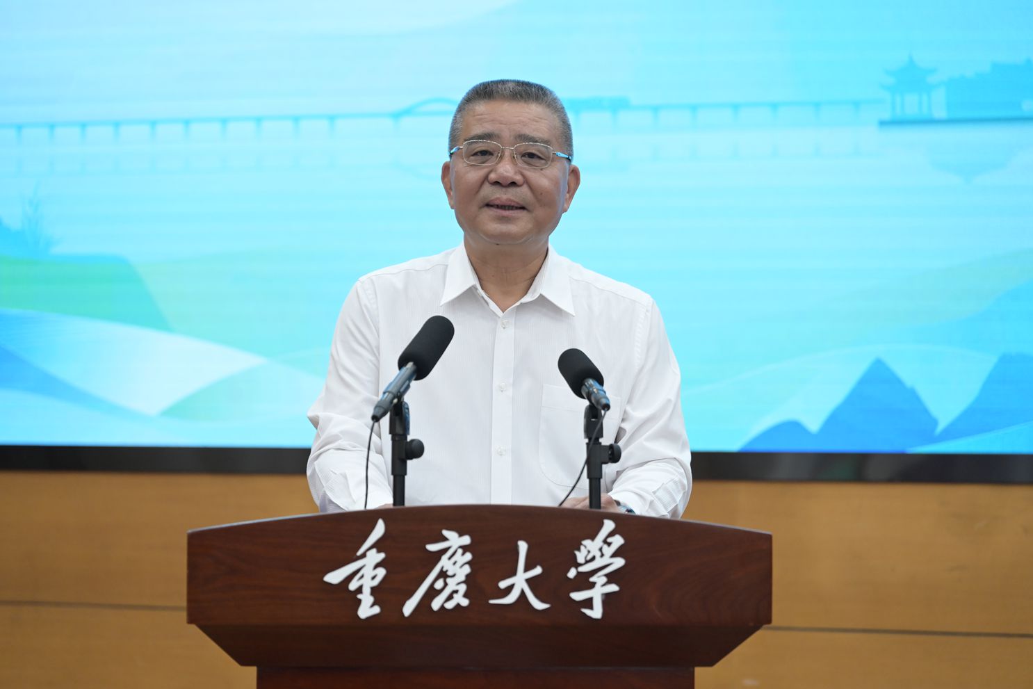 1749525754192747.jpg 陈子季_副本.jpg