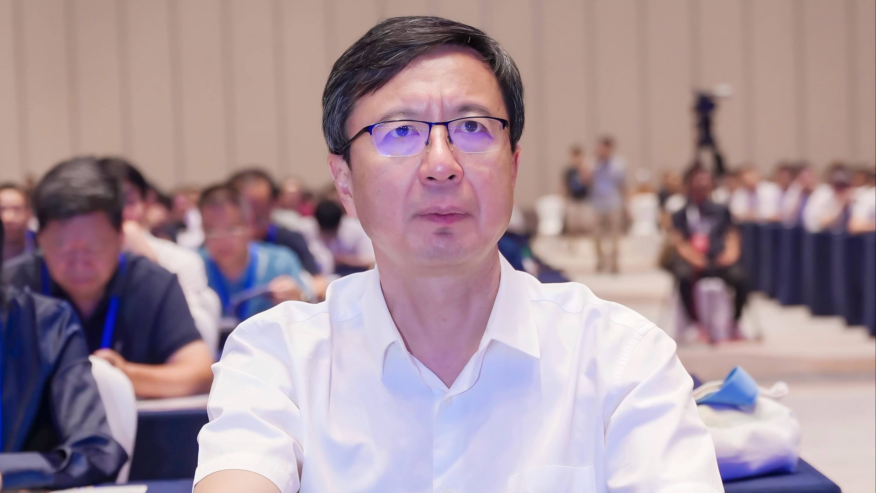 中国工程院院士陈杰教授出席会议7(1).jpg