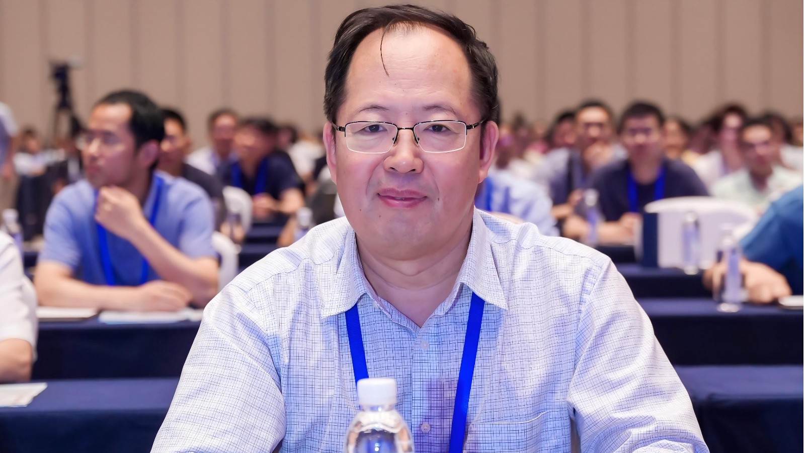 中国科学院院士段广仁教授出席会议 8(1).jpg