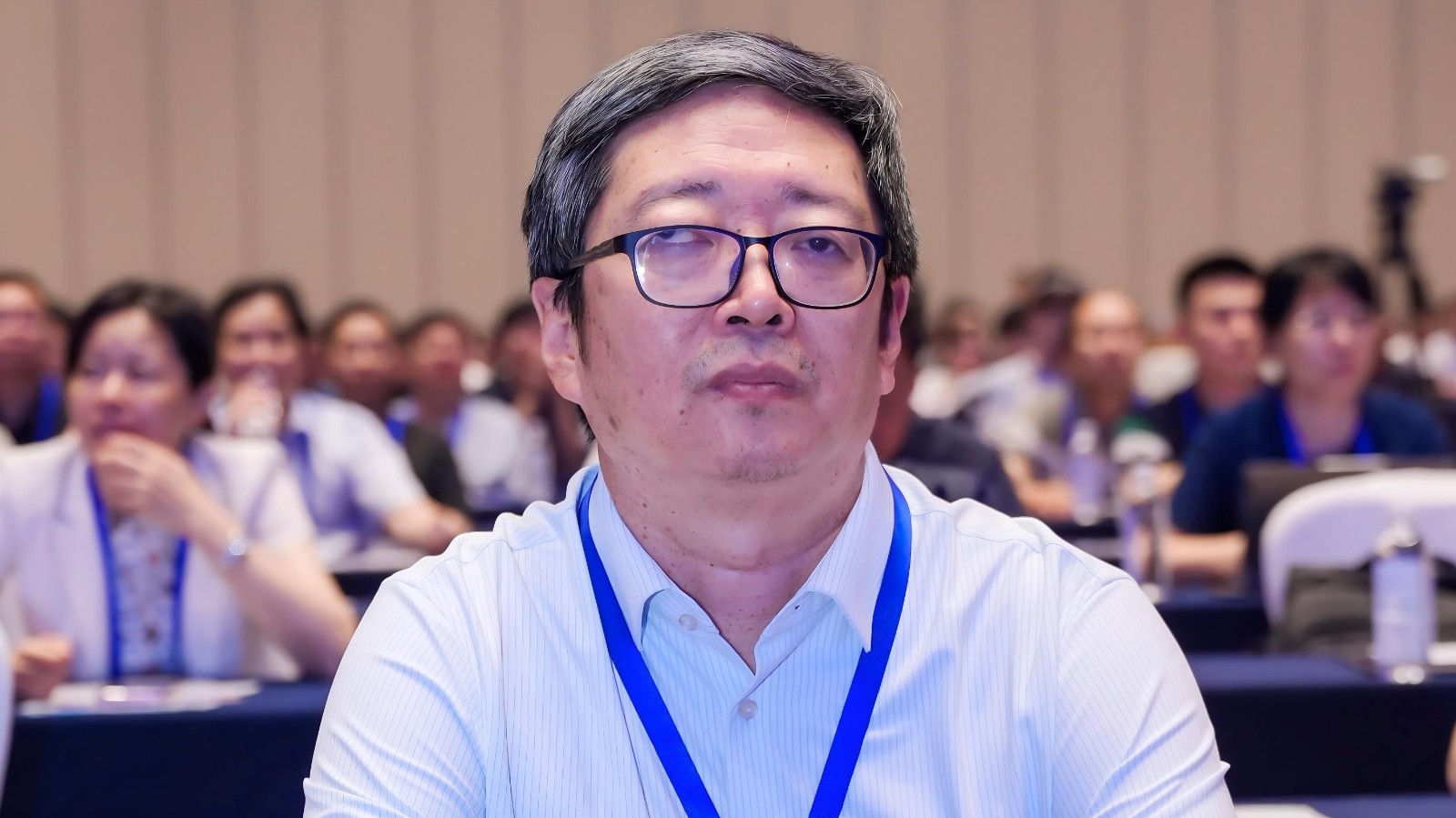 中国科学院院士郭雷教授（北航）出席会议9(1).jpg