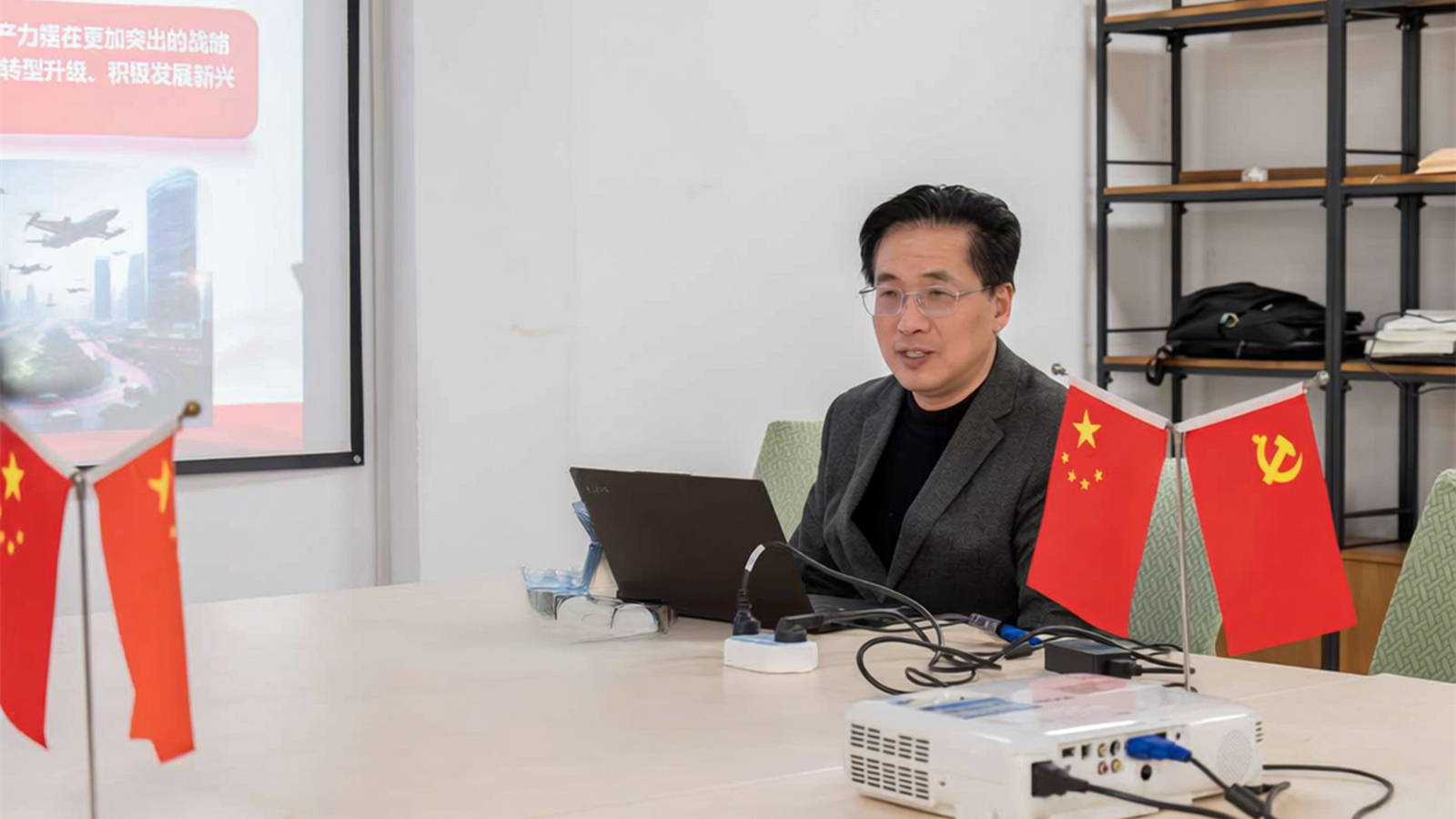 1765947583485788.jpg 20251217120047h0_851a094598ef42b34fd121609ce29327_副本.jpg