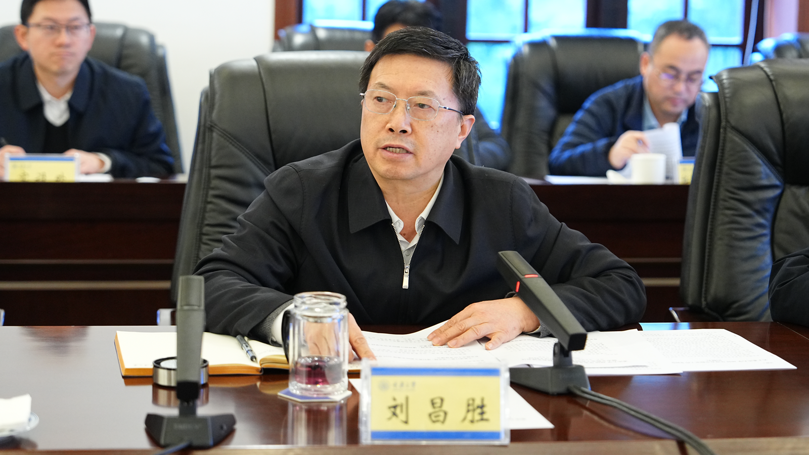 002图片1600乘以900.png