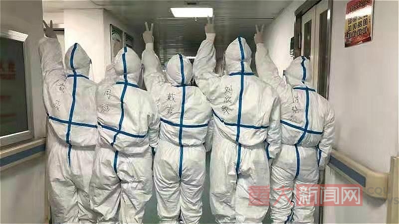 重庆市急救医疗中心第一批援卾医疗队重症组周璐日记